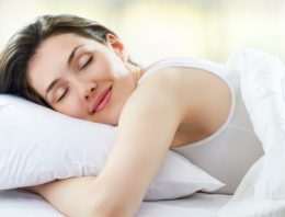Ako zabudnúť na nespavosť v letných horúčavách