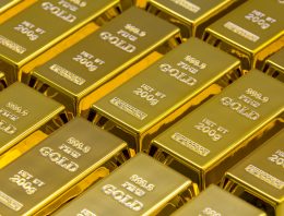 Prečo sa vám oplatí viac investovať do zlata ako do kryptomien?